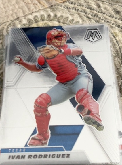 2021 Panini Mosaic Baseball #31 Ivan Rodriguez — front