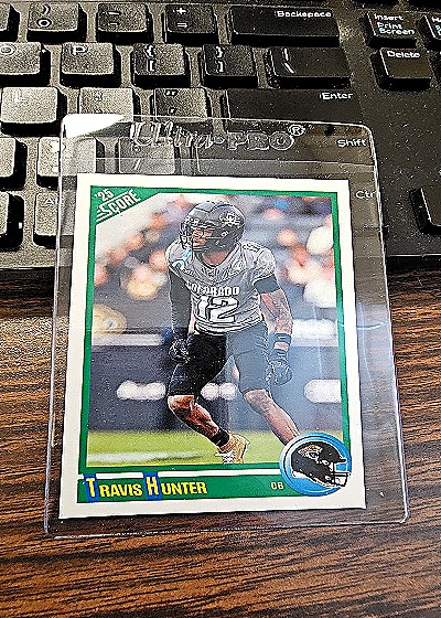 2023 Score #28 Travis Hunter — front
