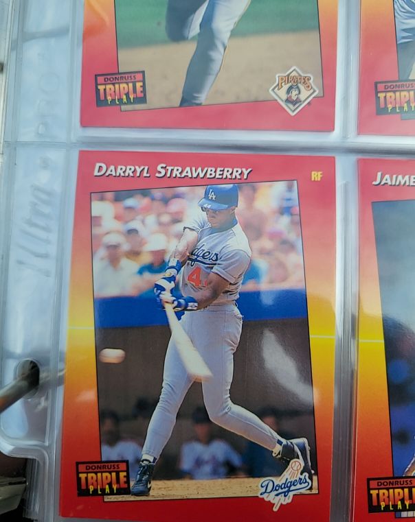 1992 Donruss Triple Play #187 Darryl Strawberry — front