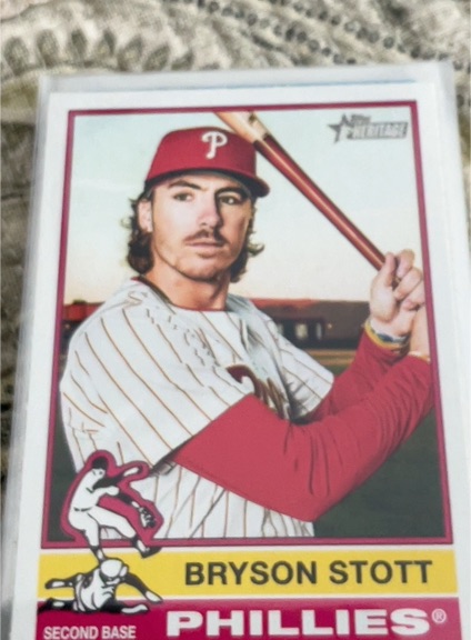 2025 Topps Heritage #135 Bryson Stott — front