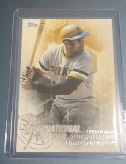 2018 Topps Update #IA-33 Roberto Clemente — front