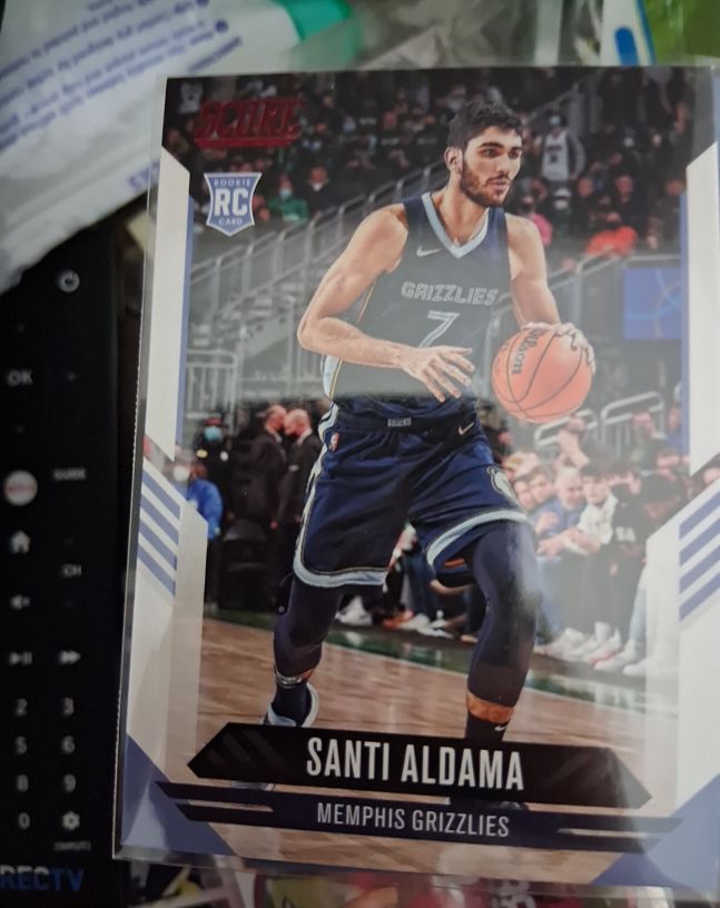 2021-22 Panini Chronicles Score #141 Santi Aldama — front