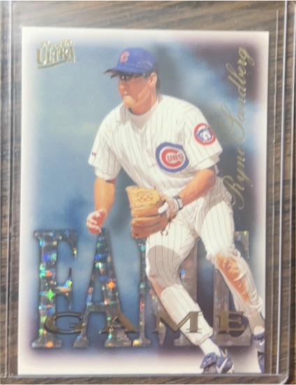 1997 Fleer Ultra #16 Ryne Sandberg — front