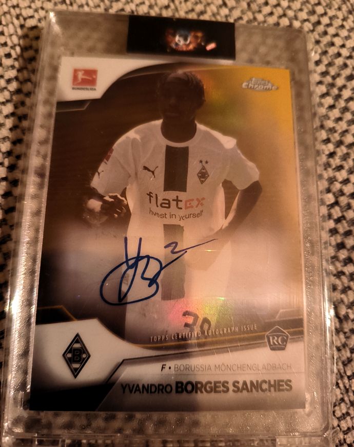 2022 Topps Chrome Bundesliga RC Yvandro Borges Sanches — front