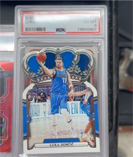 2023-24 Panini Crown Royale #82 Luka Dončić — front