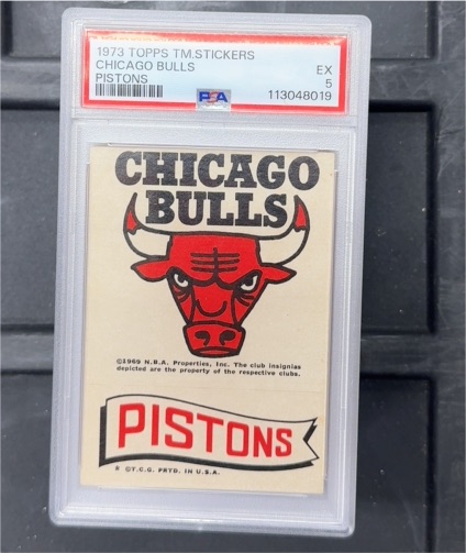 1973 Topps Stickers #E08966 Chicago Bulls / Detroit Pistons — front
