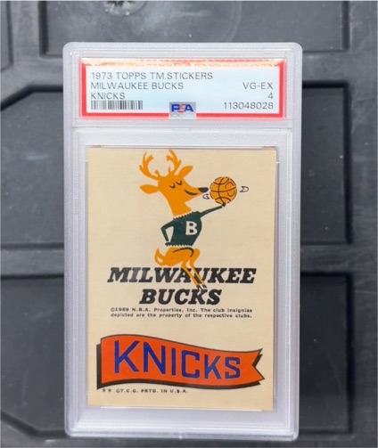 1973 Topps Team Stickers Milwaukee Bucks / New York Knicks — front