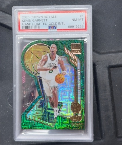 2023 Panini Crown Royale #1 Kevin Garnett Hand Crafted-Gold Intl — front