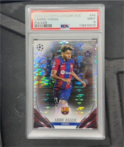 2023-24 Topps Chrome UCC #64 Lamine Yamal — front