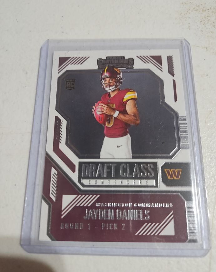 2024 Panini Contenders Draft Class #2 Jayden Daniels — front