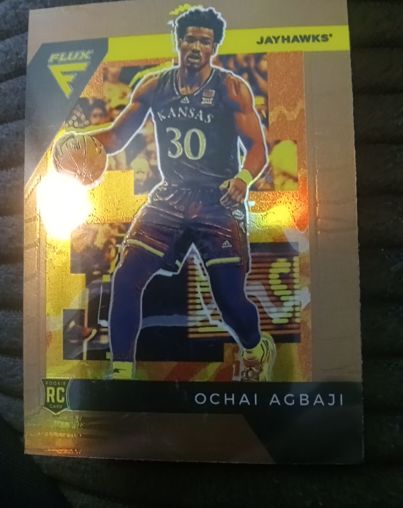 2022 Panini Chronicles Draft Picks Flux #12 Ochai Agbaji Rookie Card — front