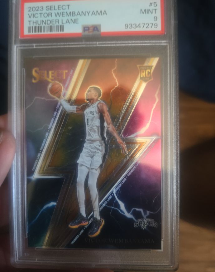 2023 Panini Select #5 Victor Wembanyama Thunder Lane — front