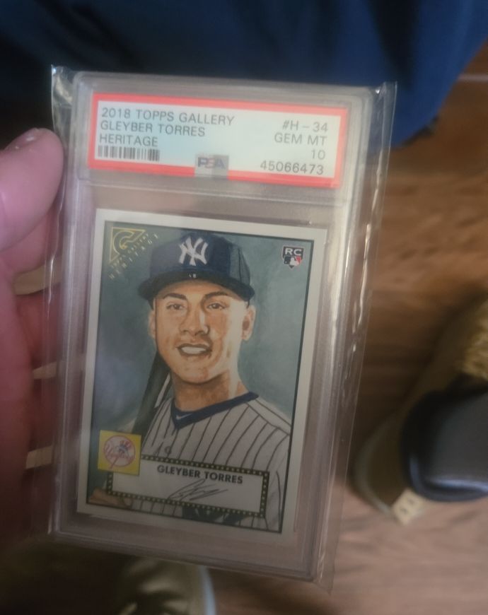 2018 Topps Gallery Heritage #H-34 Gleyber Torres — front