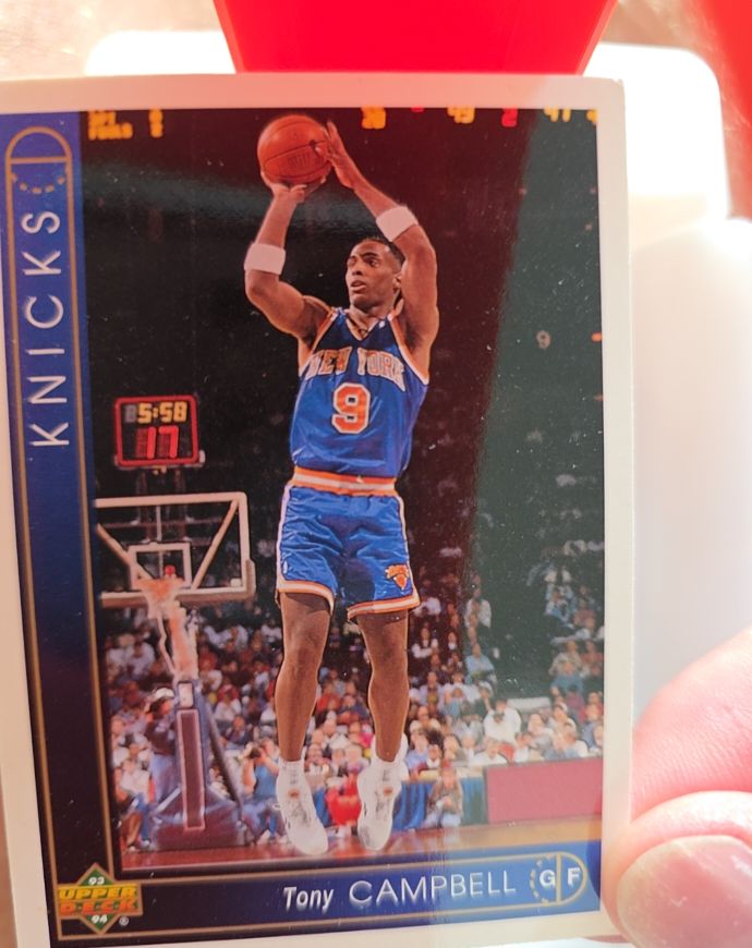 1993-94 Upper Deck #94 Tony Campbell — front