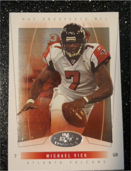 2004 Fleer Hot Prospects #24 Michael Vick — front