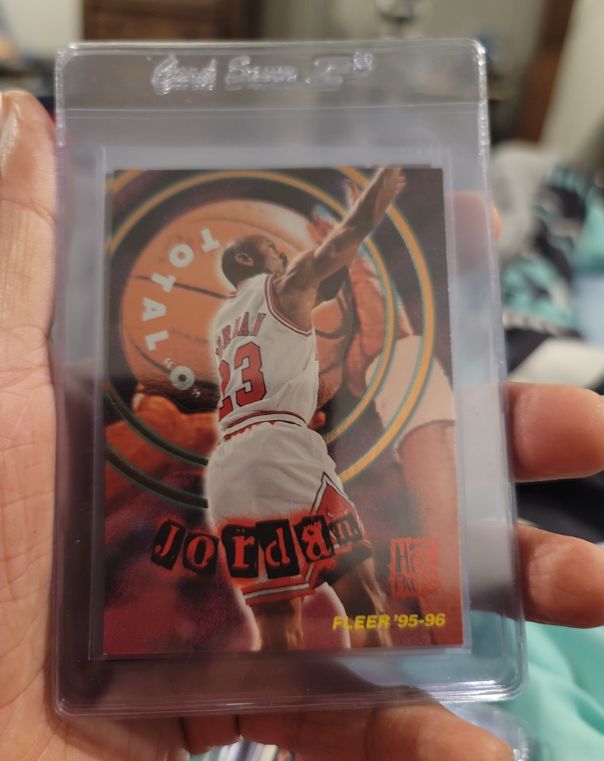 1995 Fleer #2 Michael Jordan Total O — front