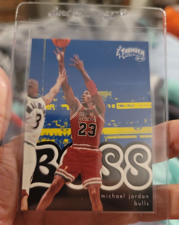 1998-99 Skybox Thunder Boss #7 Michael Jordan — front