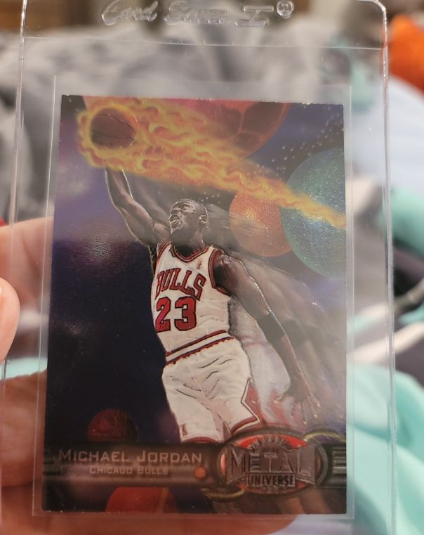 1997 Skybox Metal Universe #23 Michael Jordan — front