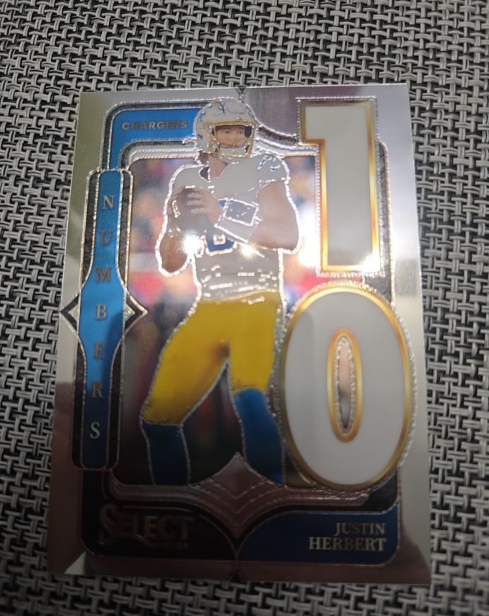 2024 Panini Select #17 Justin Herbert — front