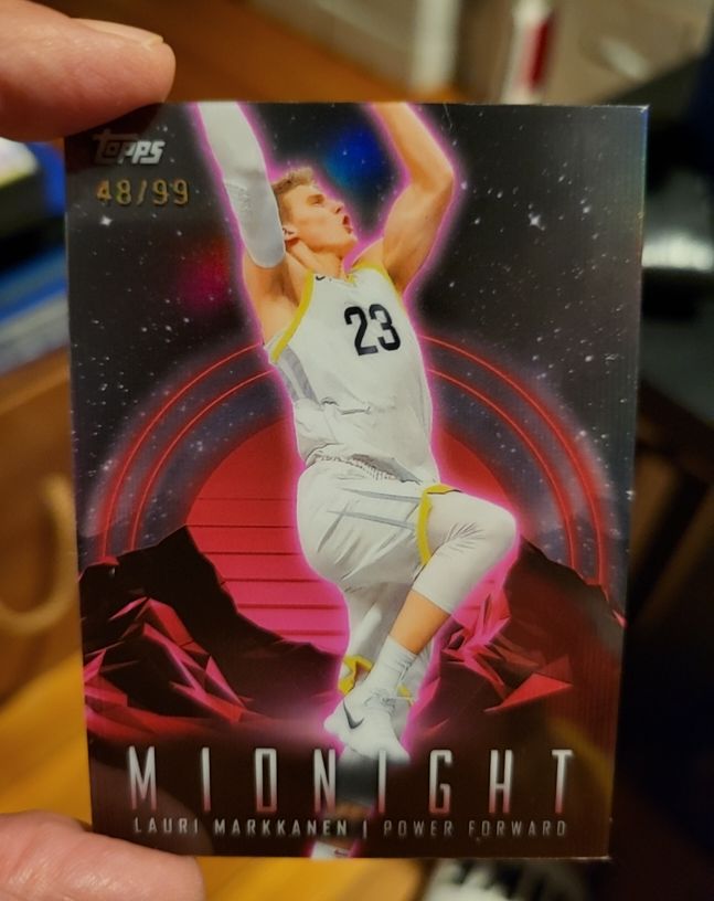 2023 Topps Midnight #48 Lauri Markkanen — front