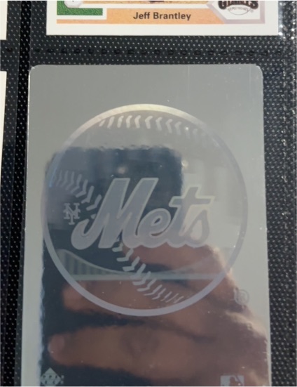 1991 Upper Deck New York Mets Team Logo Hologram Sticker — front