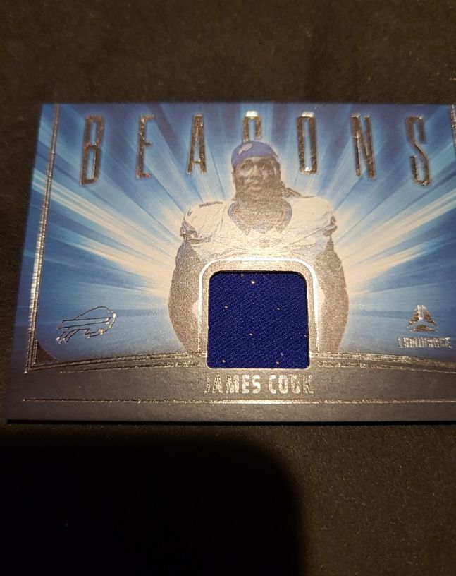 2025 Panini Luminance Beacons #BC-JCK James Cook — front