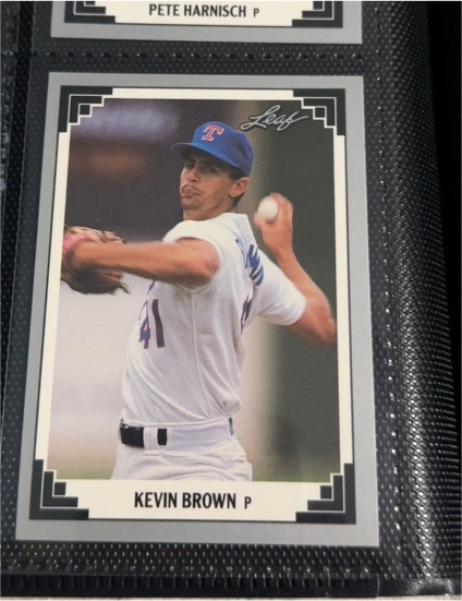 1991 Leaf #105 Kevin Brown — front