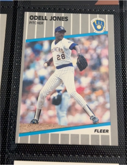 1989 Fleer #189 Odell Jones — front