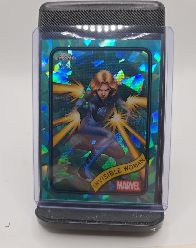 2025 Topps Chrome Marvel #174 Invisible Woman — front