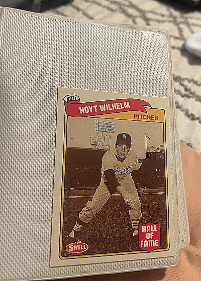 1989 Swell Baseball Greats #45 Hoyt Wilhelm — front