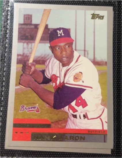 2000 Topps #44 Hank Aaron — front