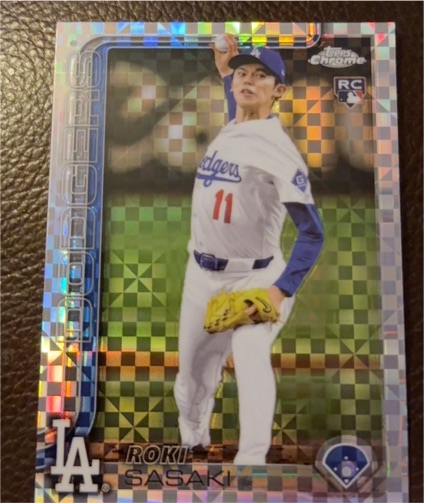 2025 Topps Chrome #217 Roki Sasaki — front