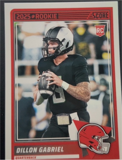 2025 Panini Score #41 Dillon Gabriel — front