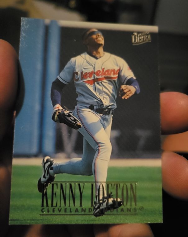 1996 Fleer Ultra Kenny Lofton — front