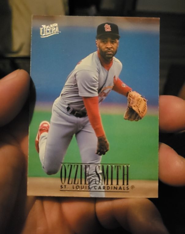 1996 Fleer Ultra #279 Ozzie Smith — front