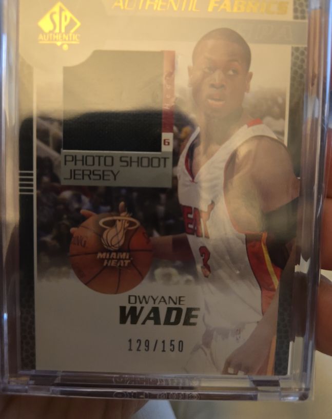 2003-04 SP Authentic Authentic Fabrics #DY-J Dwyane Wade — front