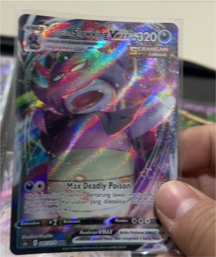 2021 Pokémon TCG Chilling Reign #100 Galarian Slowking VMAX — front