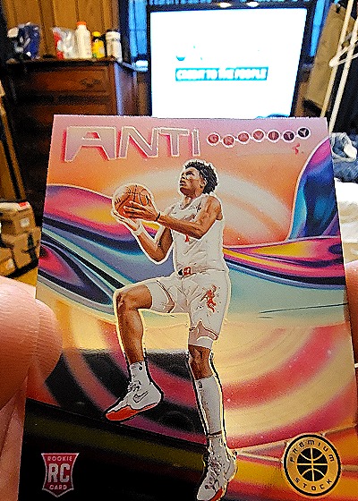 2023-24 Panini NBA Hoops Premium Stock #16 Amen Thompson Anti Gravity — front