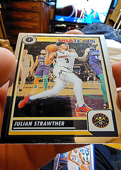 2023-24 Panini NBA Hoops Premium Stock #213 Julian Strawther — front