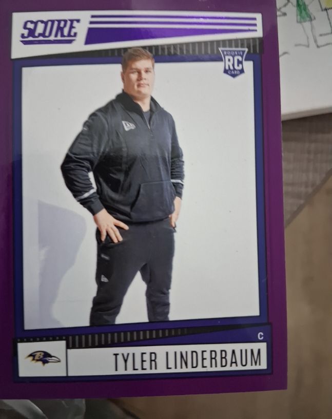 2022 Panini Score #323 Tyler Linderbaum — front