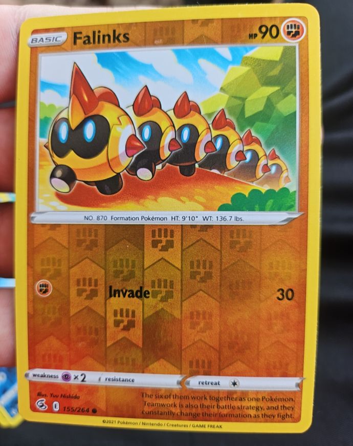 2021 Pokemon Fusion Strike #155 Falinks — front