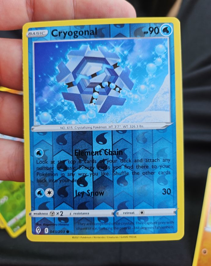 2021 Pokémon Evolving Skies #043 Cryogonal — front