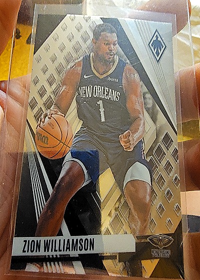 2023-24 Panini Phoenix #11 Zion Williamson — front