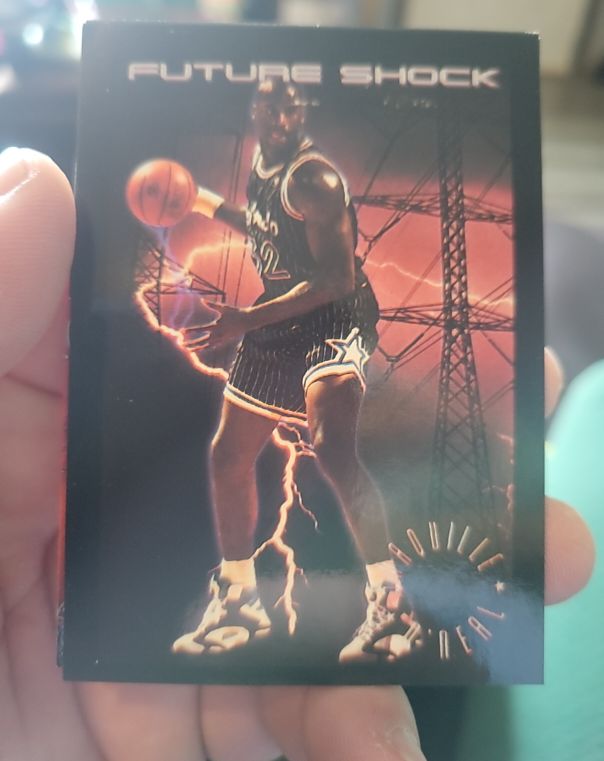 1994 SkyBox Future Shock #331 Shaquille O'Neal — front