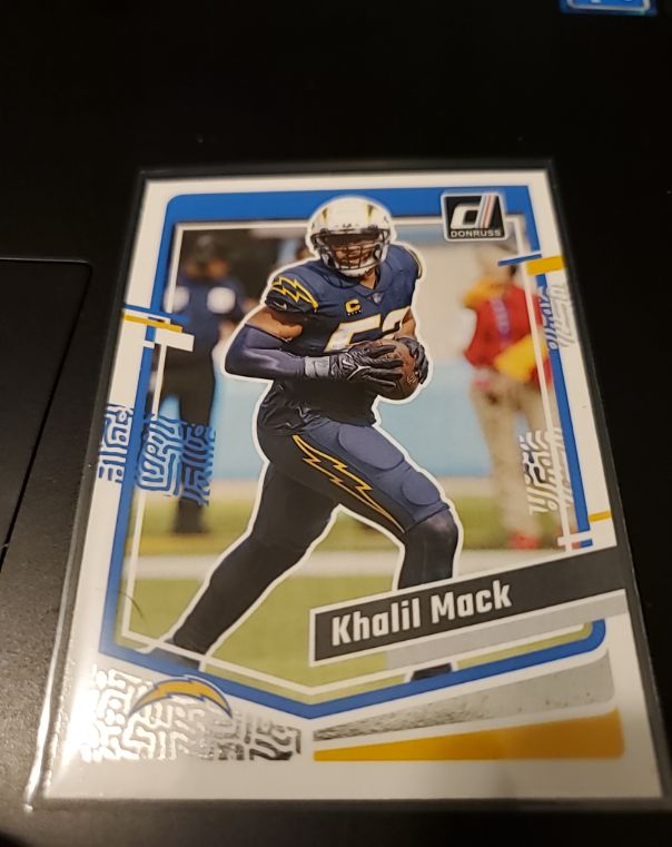 2023 Donruss #160 Khalil Mack Los Angeles Chargers — front