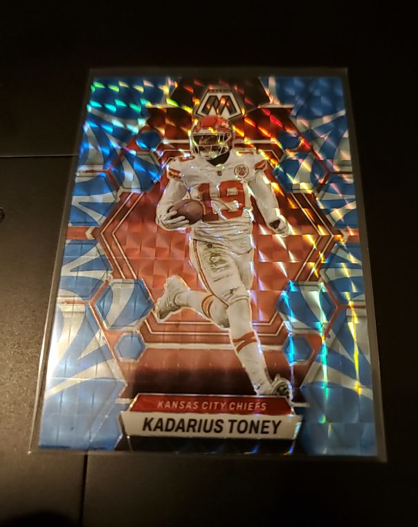2023 Panini Mosaic #112 Kadarius Toney — front