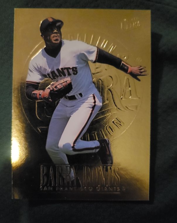 1996 Fleer Ultra #290 Barry Bonds Gold Medallion Edition — front