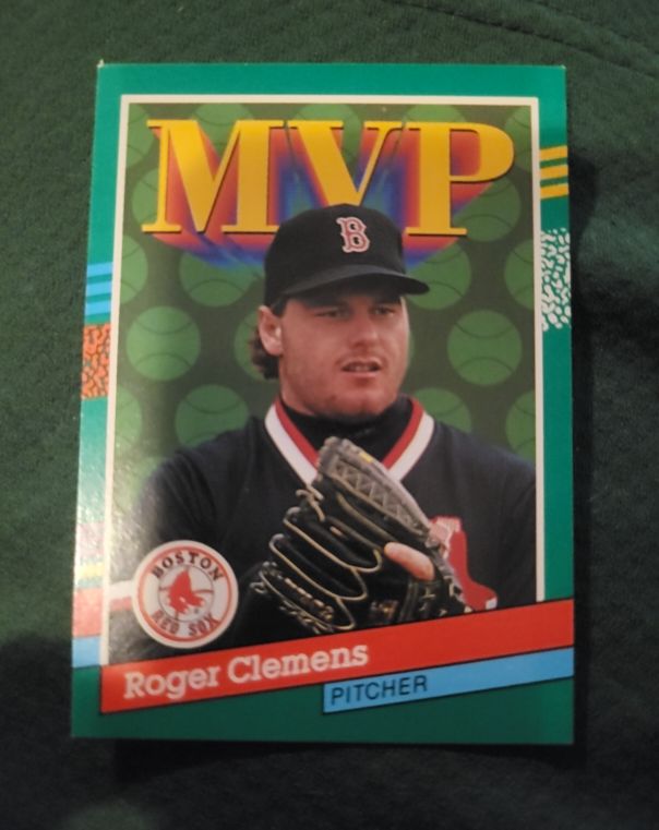 1990 Leaf MVP #395 Roger Clemens — front