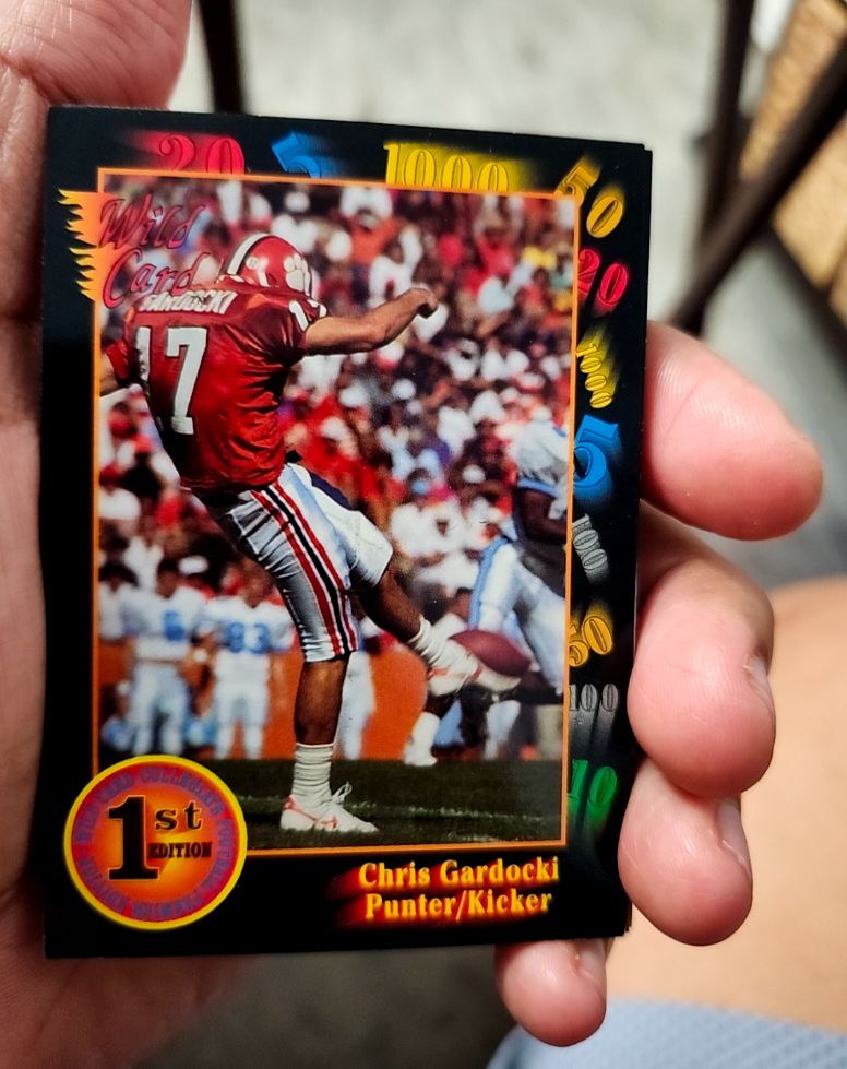 1991 Wild Card Collegiate 1st Edition #17 Chris Gardocki — front