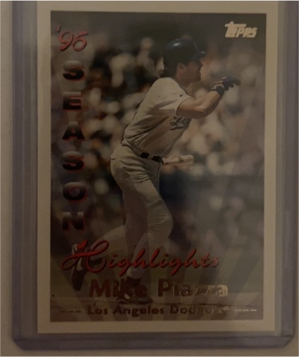 1997 Topps #104 Mike Piazza — front